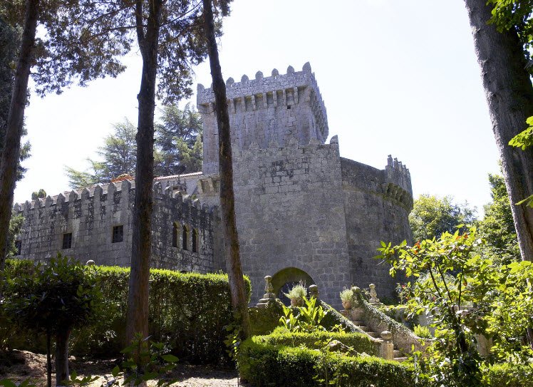 Castelo de Maside, Spain